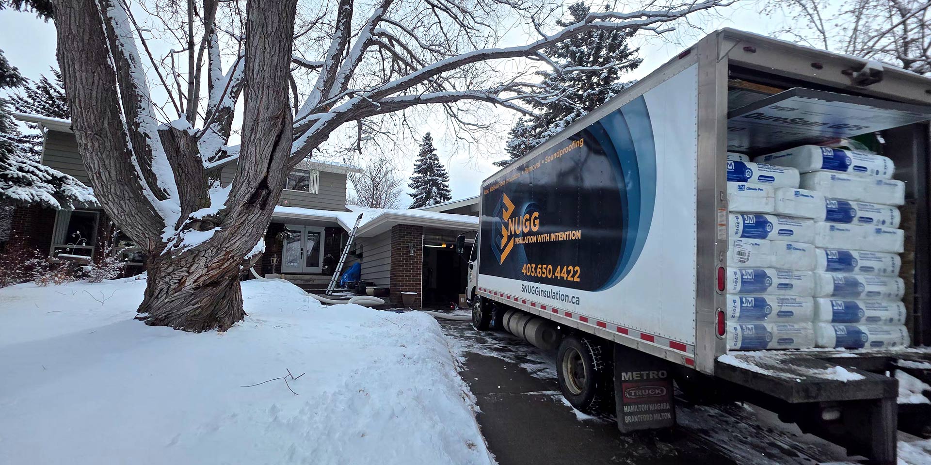 Snugg insulation truck